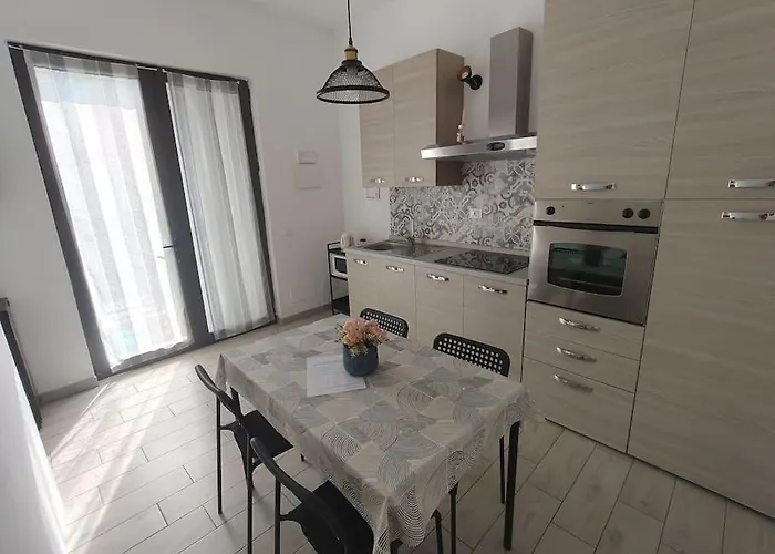 Apartment Casa Di Lisa Intero 45mt Con Parcheggio