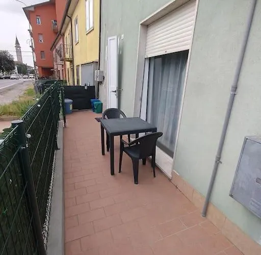 Casa Di Lisa Intero 45mt Con Parcheggio Apartment *