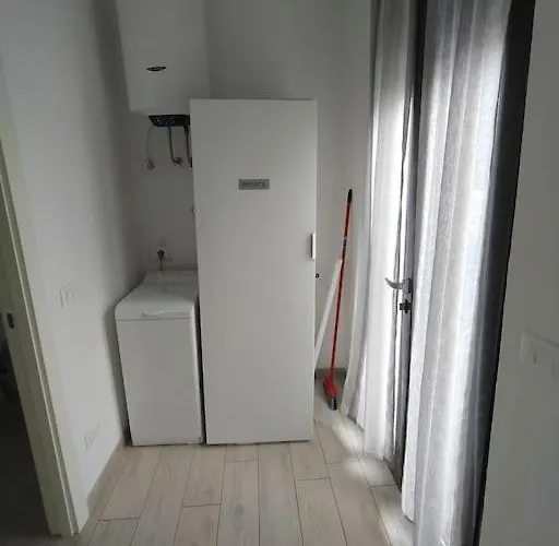 Apartment Casa Di Lisa Intero 45mt Con Parcheggio Buttapietra