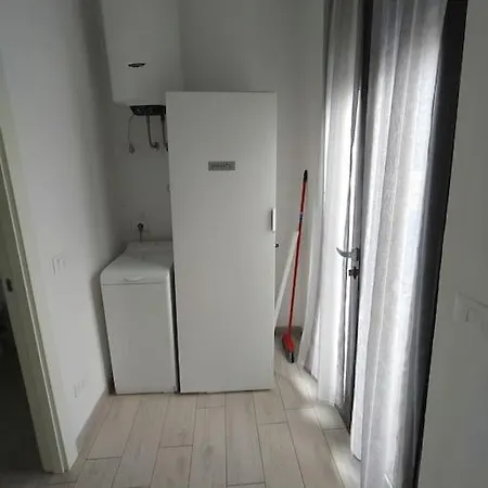 Apartament Casa Di Lisa Intero 45mt Con Parcheggio Buttapietra
